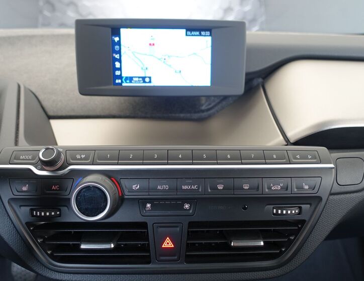 BMW i3 12