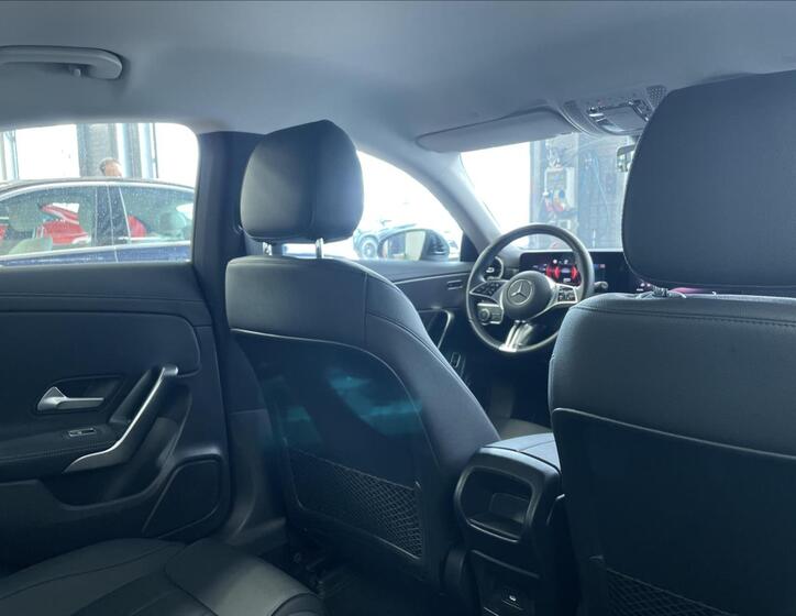 Mercedes-Benz CLA 20