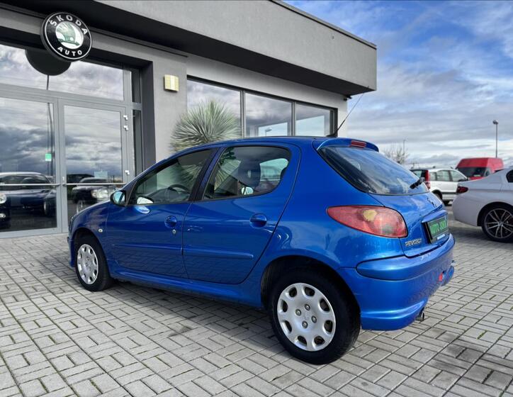 Peugeot 206 8