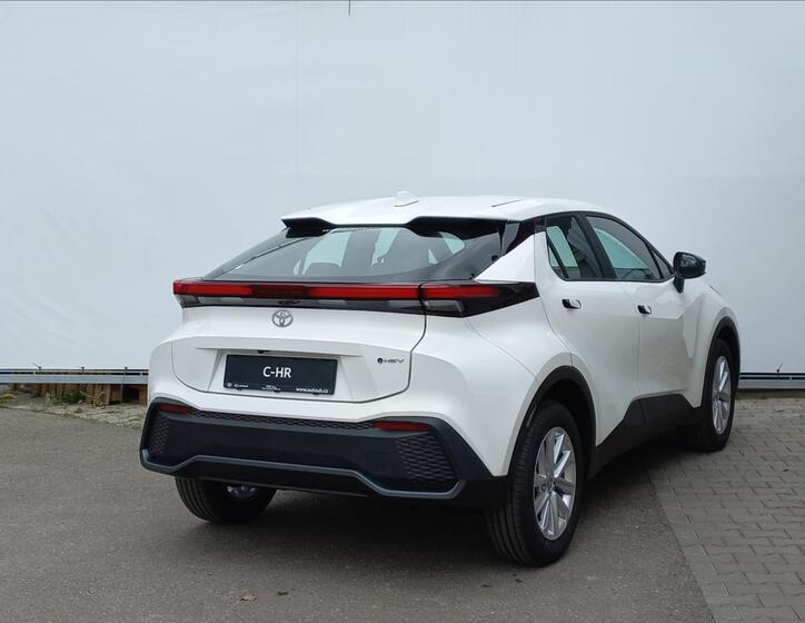 Toyota C-HR 3