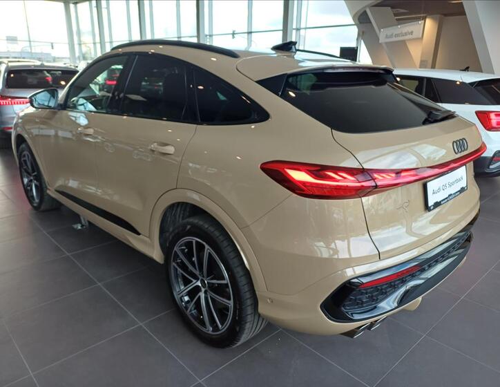 Audi Q5 7