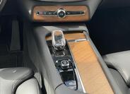 Volvo XC90 12