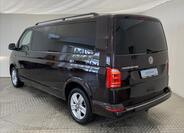 Volkswagen Caravelle 23