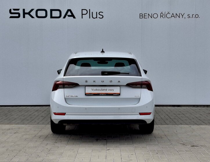 Škoda Octavia 14