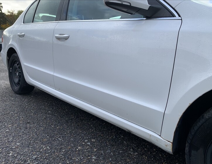 Škoda Superb 11
