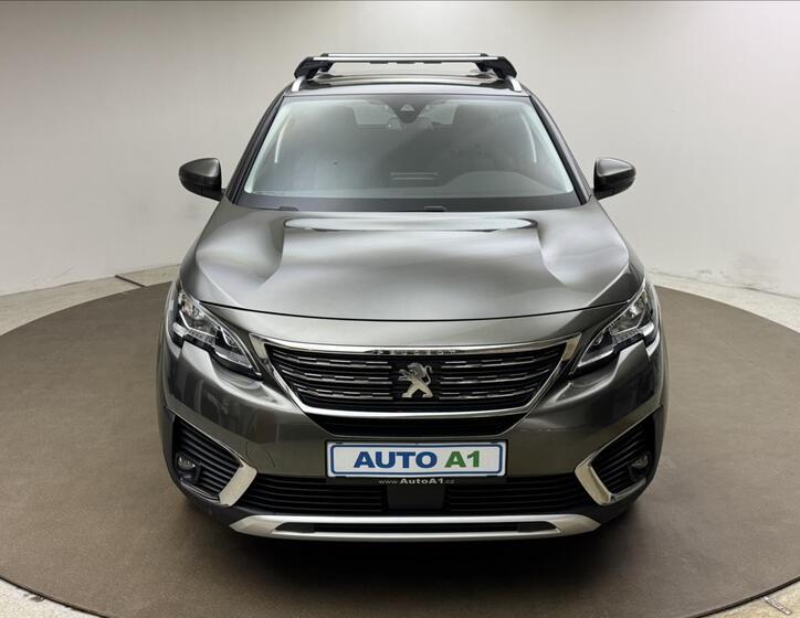 Peugeot 5008 2