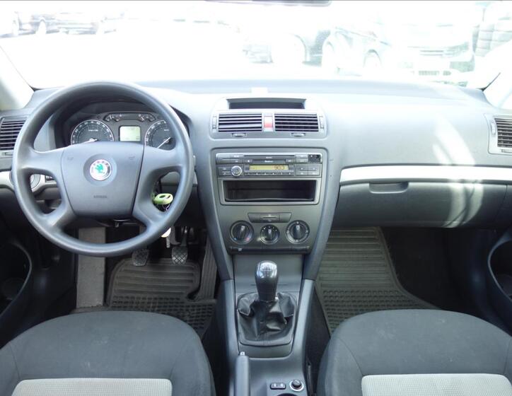 Škoda Octavia 15