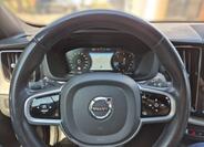 Volvo XC60 8