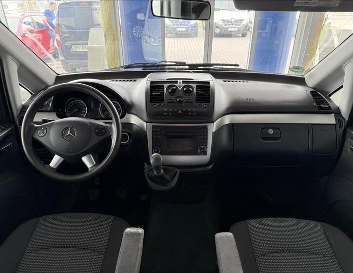 Mercedes-Benz Vito 9