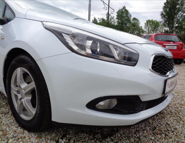 KIA Ceed 11
