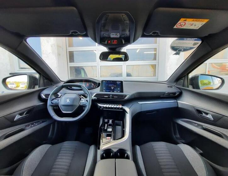Peugeot 5008 2