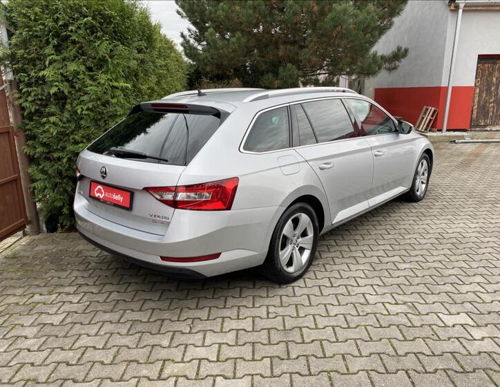Škoda Superb 5
