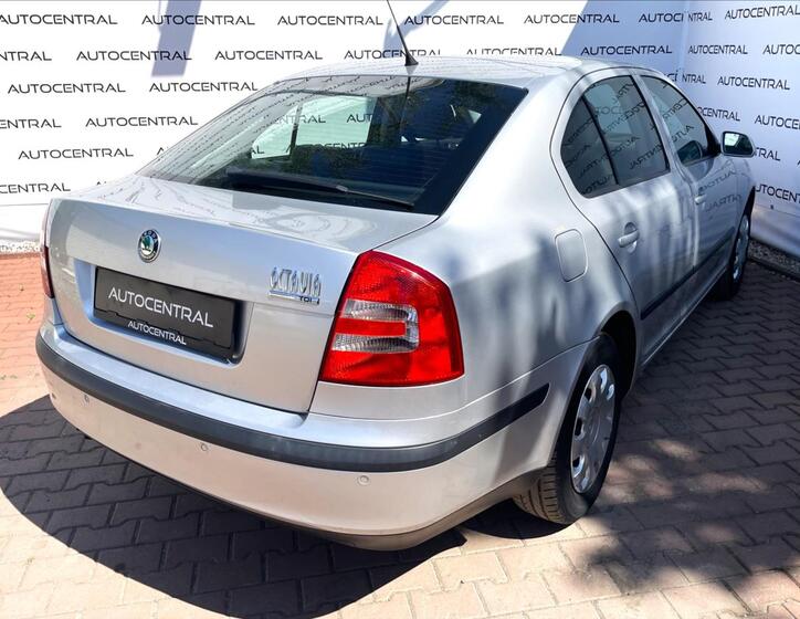 Škoda Octavia 9