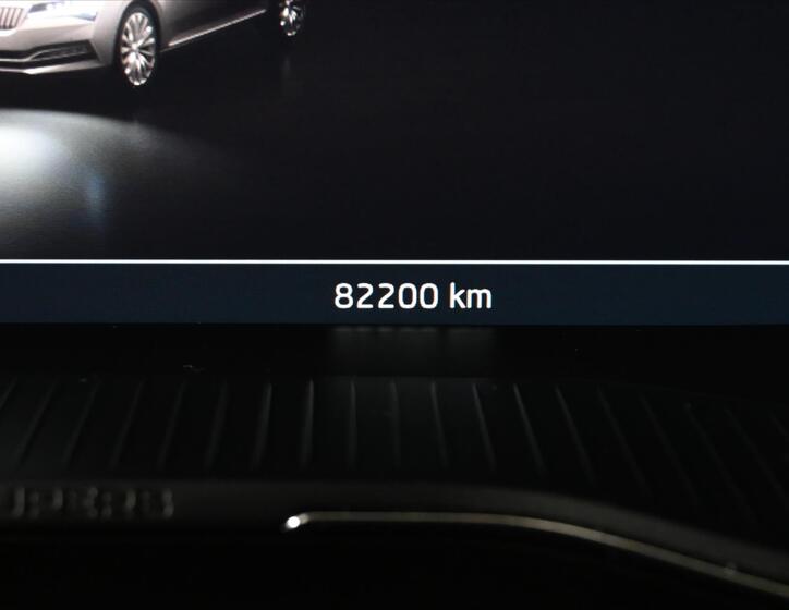 Škoda Superb 14