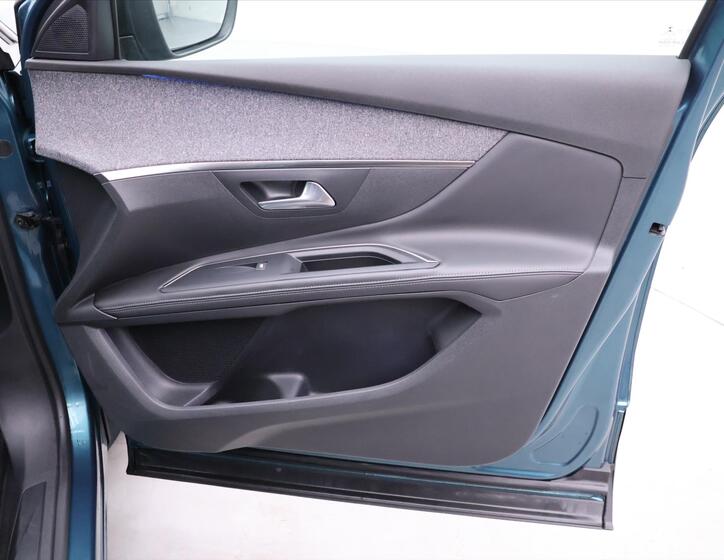 Peugeot 5008 12