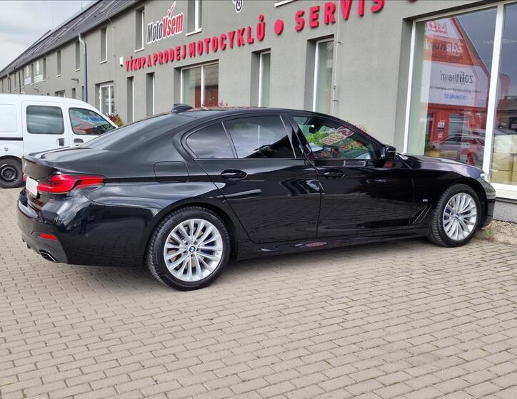 BMW Řada 5 11