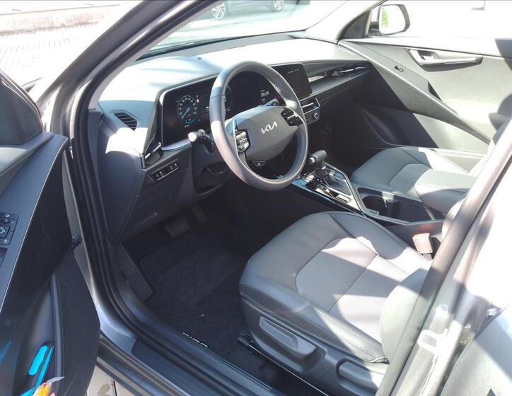 KIA Niro 5