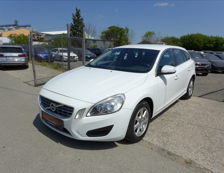 Volvo V60 2