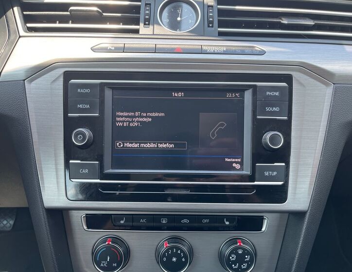Volkswagen Passat 12