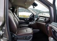 Mercedes-Benz Třídy V 29