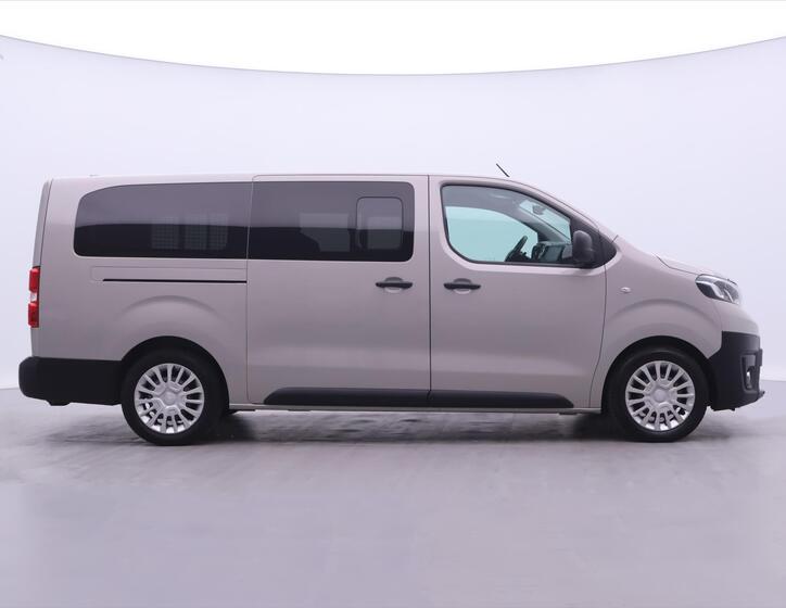 Toyota ProAce 8