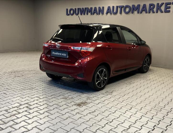 Toyota Yaris 2