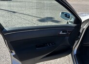 Peugeot 607 13