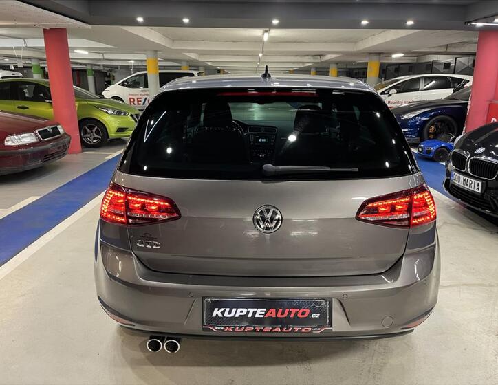 Volkswagen Golf 4