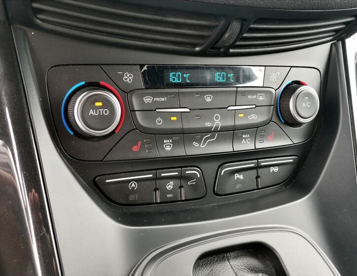 Ford Kuga 10