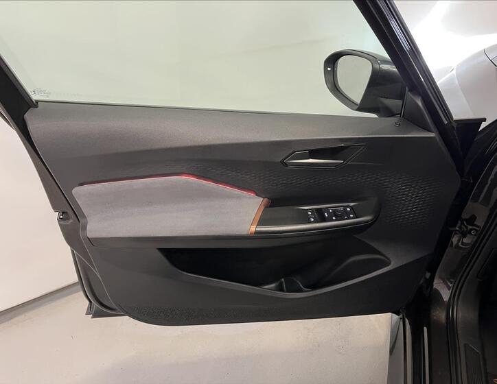 Cupra Born 30