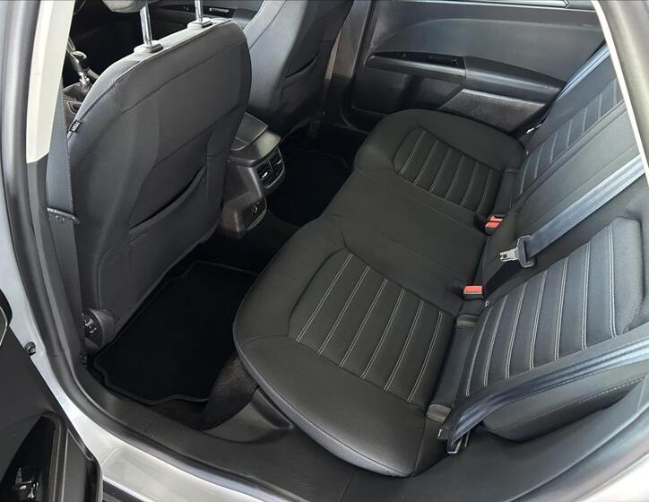 Ford Mondeo 16