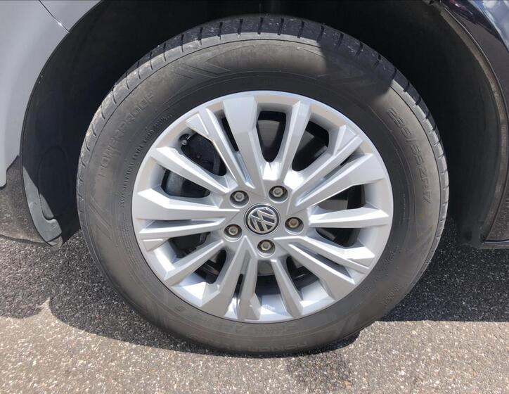 Volkswagen Multivan 27