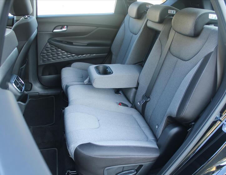Hyundai Santa Fe 11