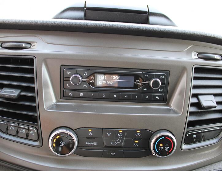 Ford Transit 12