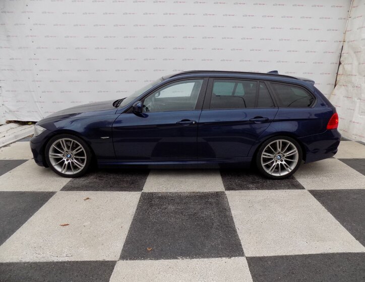 BMW Řada 3 2