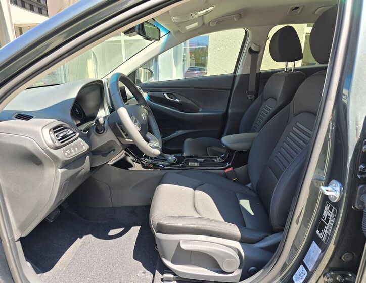 Hyundai i30 9