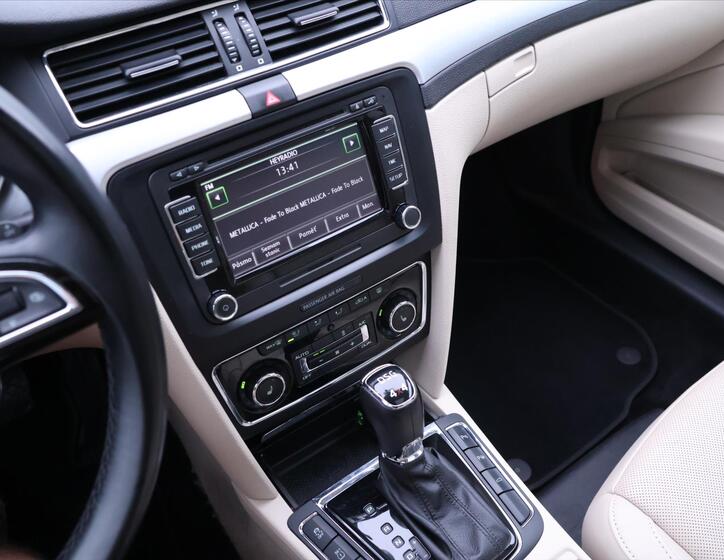 Škoda Superb 25