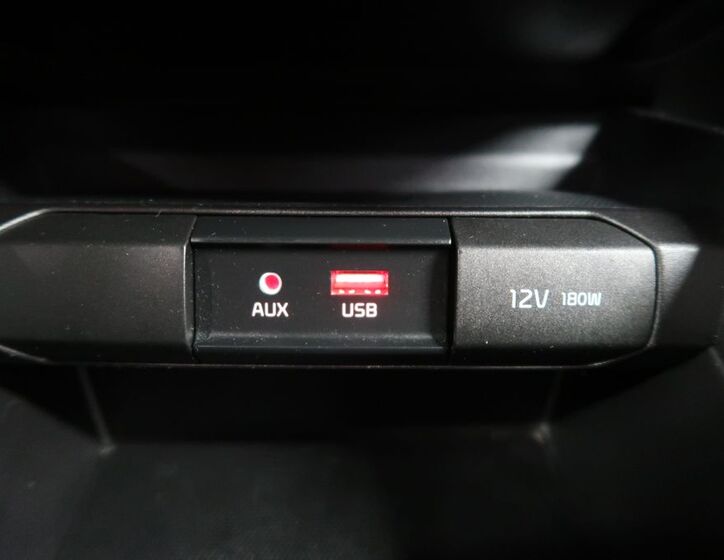 KIA Rio 18