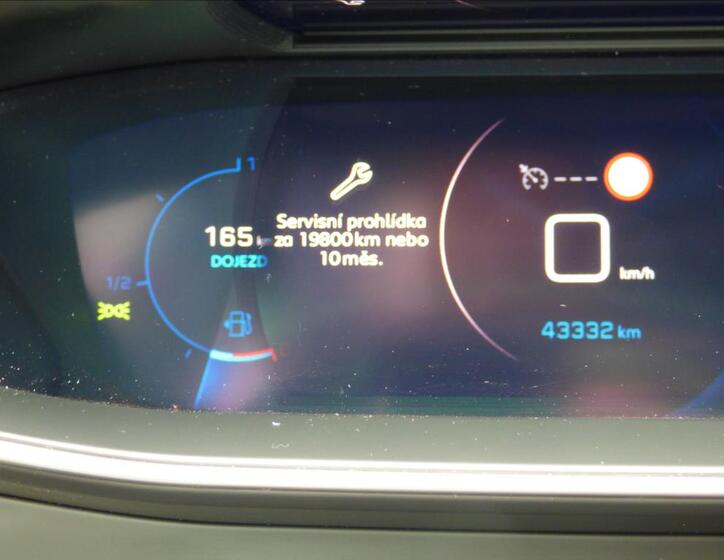 Peugeot 208 22
