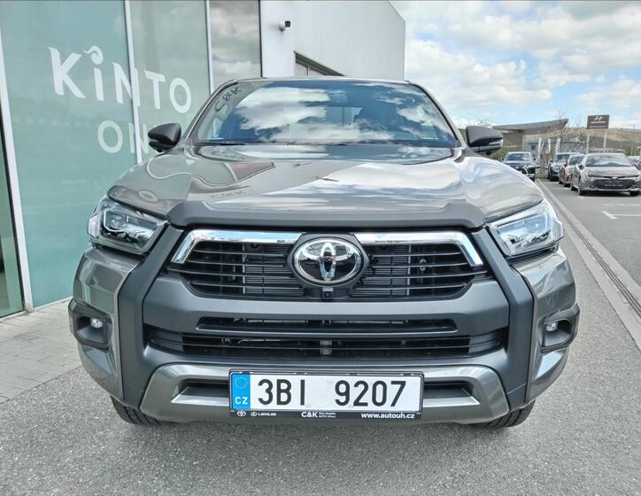 Toyota Hilux 3