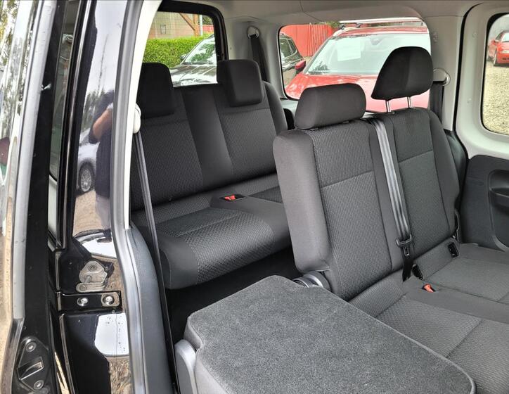 Volkswagen Caddy 17