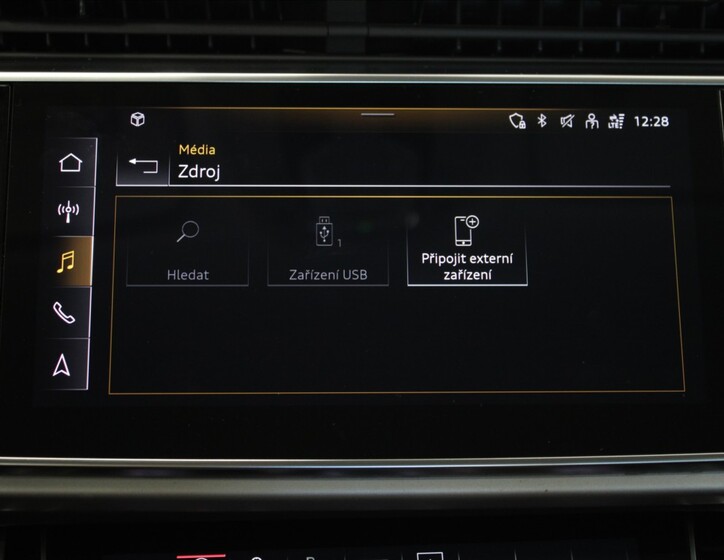 Audi Q7 16