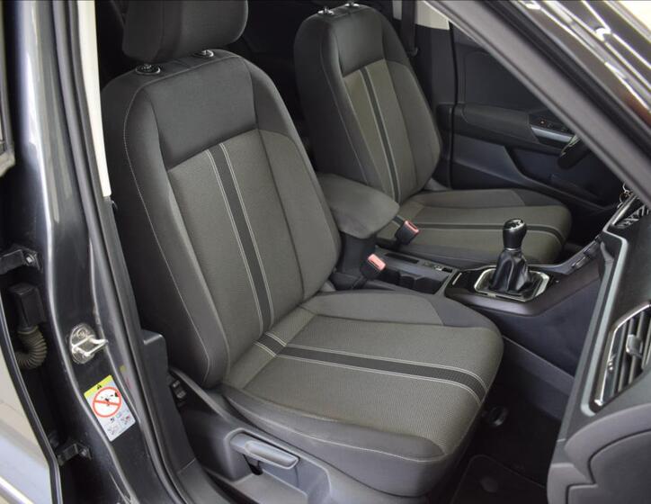 Volkswagen T-Roc 14