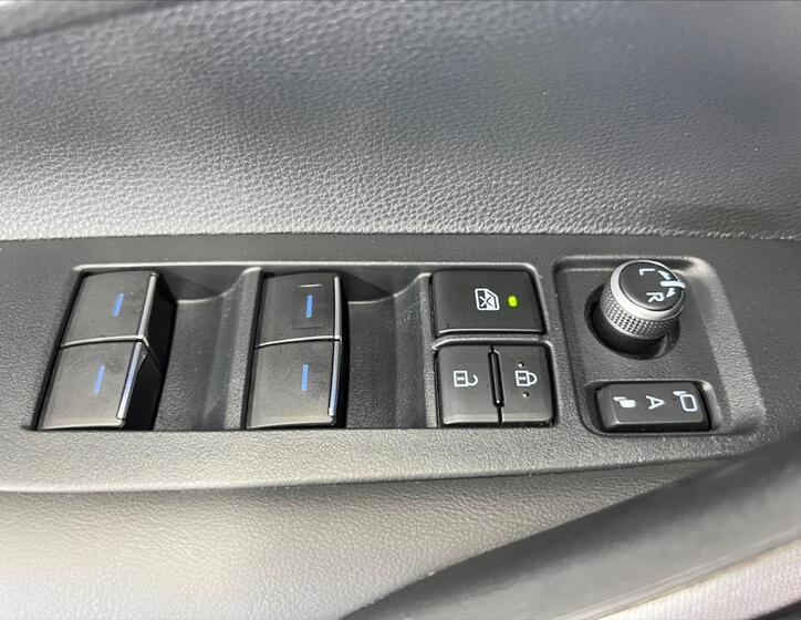 Toyota Corolla 21