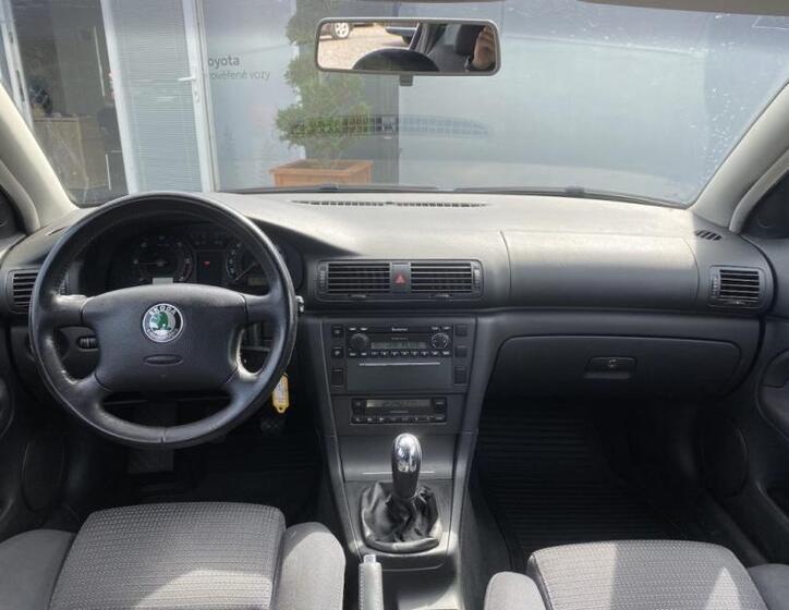 Škoda Superb 11