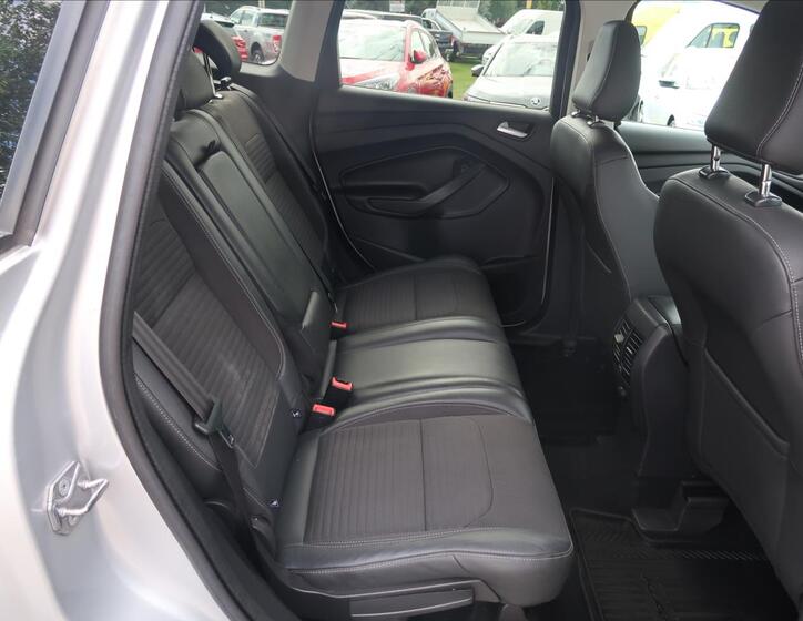 Ford Kuga 18