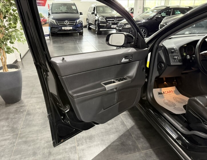 Volvo V50 6