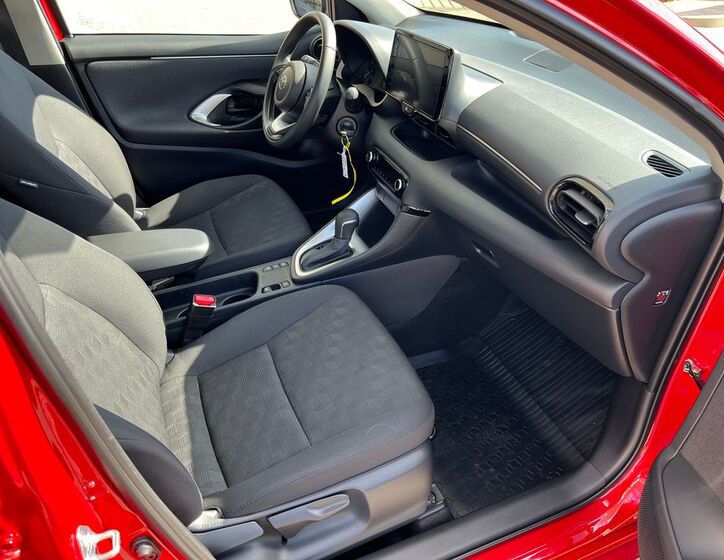 Toyota Yaris 17