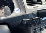 Volkswagen Golf 24