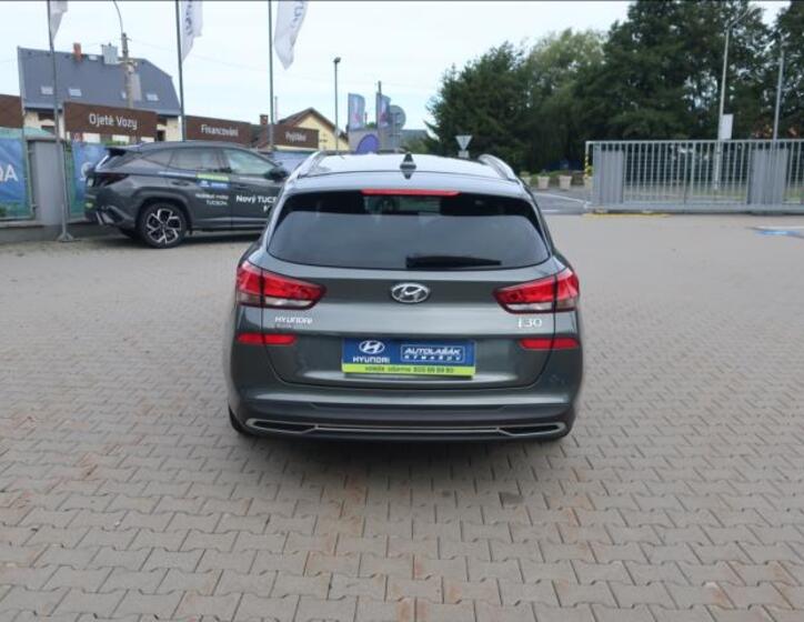 Hyundai i30 6